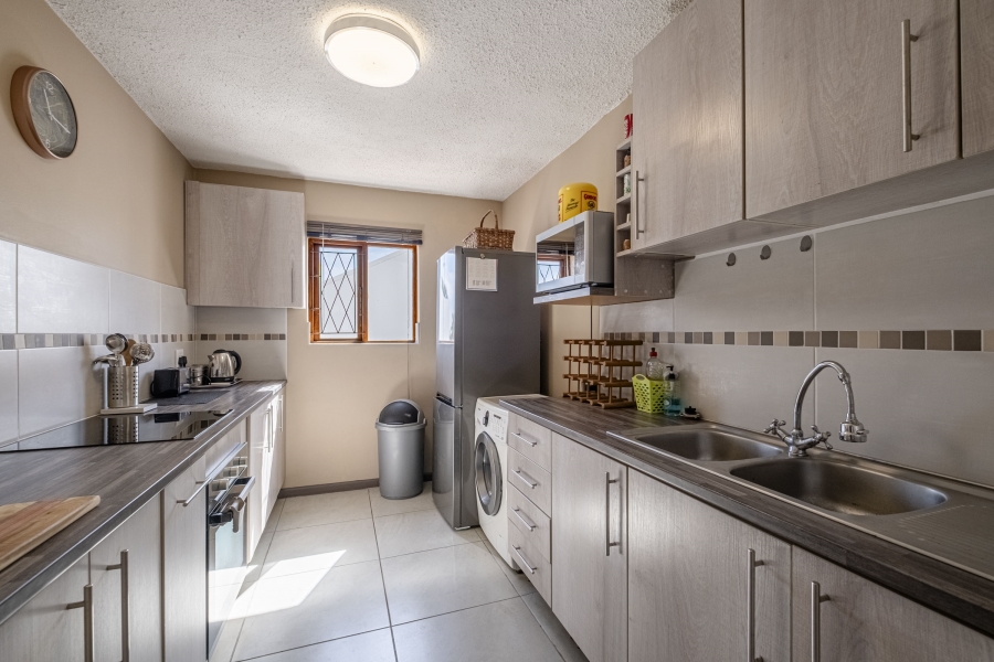 To Let 3 Bedroom Property for Rent in Humewood Eastern Cape